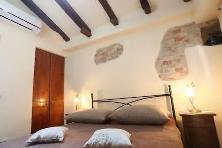 Old Center Rustic Stone House Pikela Apartment Split